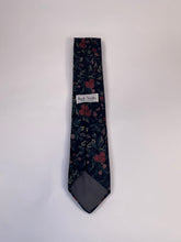 Load image into Gallery viewer, 1980s Paul Smith necktie black / florals
