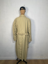 Load image into Gallery viewer, 1980s Giorgio Armani LeCollezioni Trenchcoat beige
