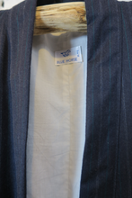 Load image into Gallery viewer, 1950s British wool suit hippari