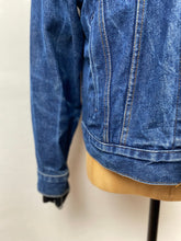 Load image into Gallery viewer, 1970s Levis jeans jacket
