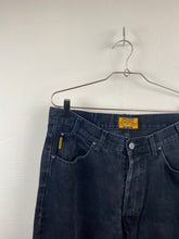 Load image into Gallery viewer, 1980s AJ blues factory jeans black
