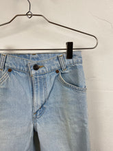 Load image into Gallery viewer, 1980s Levis slim light blue
