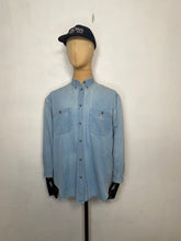 Load image into Gallery viewer, 1990s aj denim shirt light
