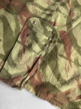 Load image into Gallery viewer, 1950s French TAP 47/53 lizard camouflage paratrooper jacket
