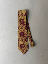 Load image into Gallery viewer, 1990s Emporio Armani necktie red / beige

