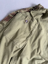 Load image into Gallery viewer, 1950s French TAP 47/53 lizard camouflage paratrooper jacket
