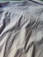 Load image into Gallery viewer, 1980s Hugo Boss stripped shirt white / purple
