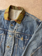 Load image into Gallery viewer, 1990s KENZO denim jacket telo mimetico collar
