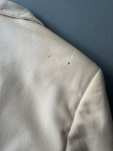 Load image into Gallery viewer, 1990s Gianni Versace dinner jacket crème
