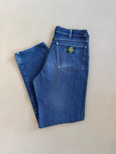 Load image into Gallery viewer, 1998 Stone Island jeans dark blue
