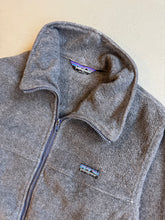 Load image into Gallery viewer, 1990s Patagonia jacket Made in USA gray
