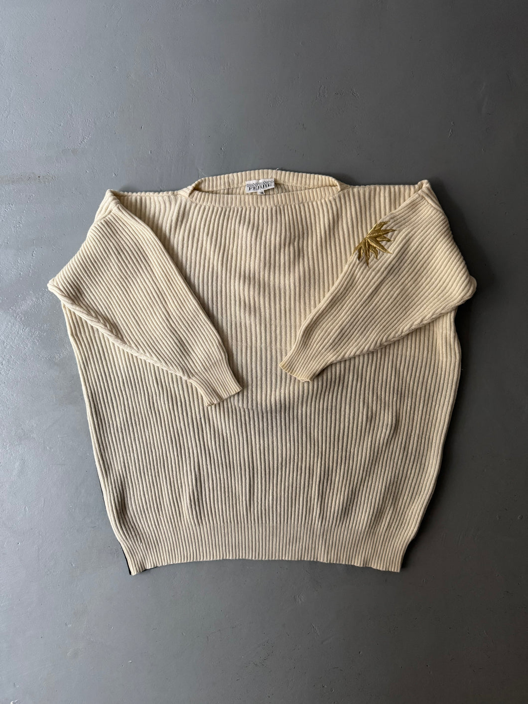 1980s Gianfranco Ferre oversized wool jumper white / black