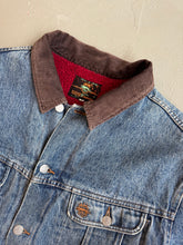 Load image into Gallery viewer, 1980s Classic Nouveau jeans jacket with teddy lining
