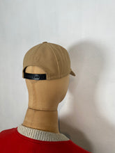 Load image into Gallery viewer, 1980s Aj Cap Creme / black
