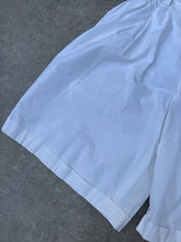 Load image into Gallery viewer, 1980s Gianni Versace Bermuda shorts white
