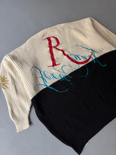 Load image into Gallery viewer, 1980s Gianfranco Ferre oversized wool jumper white / black
