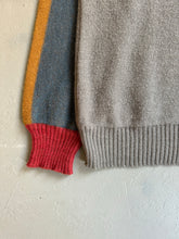 Load image into Gallery viewer, 1980s Giorgio Armani jumper gray / Bordeaux
