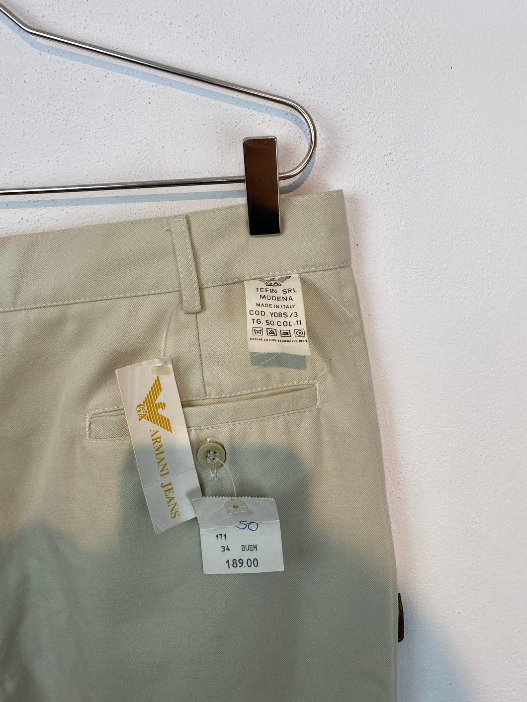 1980s Aj chino NOS