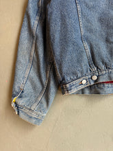 Load image into Gallery viewer, 1980s Classic Nouveau jeans jacket with teddy lining
