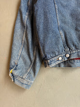 Load image into Gallery viewer, 1980s Classic Nouveau jeans jacket with teddy lining
