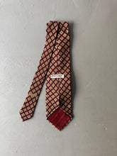 Load image into Gallery viewer, 1980d Giorgio Armani necktie red / gray
