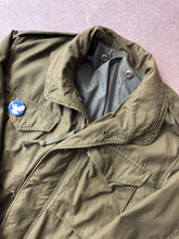 Load image into Gallery viewer, 1970s U.S Army m65 field jacket M.A.S.H print
