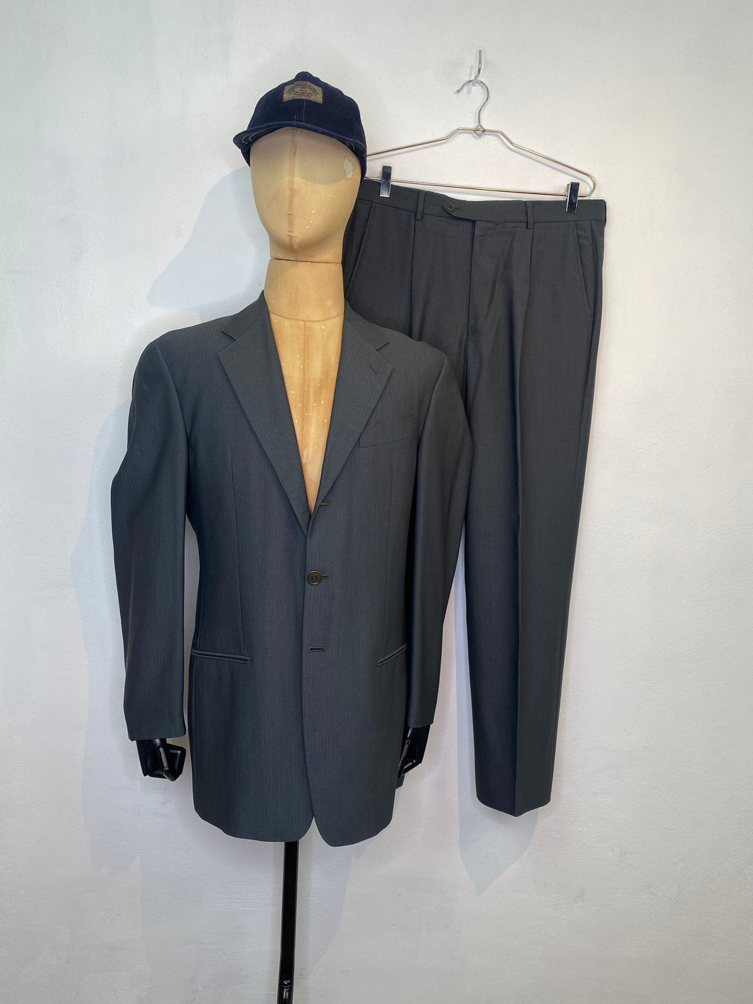 1990s GA LeCollezioni gray suit