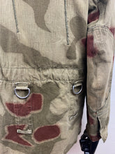 Load image into Gallery viewer, 1967 BGS Sumpftarn combat jacket
