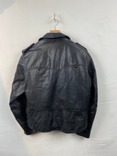 Load image into Gallery viewer, 1970s Leather Biker jacket black
