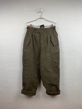 Load image into Gallery viewer, 1961 BW Filzlaus combat pants
