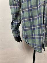 Load image into Gallery viewer, 1990s Aj checked shirt green
