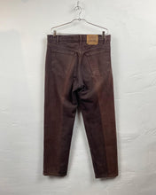 Load image into Gallery viewer, 1990s Levi’s 555 made in USA brown
