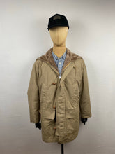 Load image into Gallery viewer, 1970s Mighty Mac Parka beige
