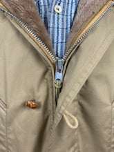 Load image into Gallery viewer, 1970s Mighty Mac Parka beige
