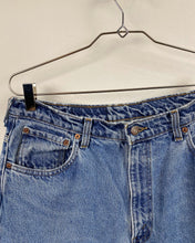 Load image into Gallery viewer, 1992 Levis 550 made in Canada
