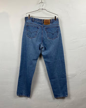 Load image into Gallery viewer, 1992 Levis 550 made in Canada
