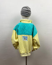 Load image into Gallery viewer, 1980s ICEBREAKER sweater yellow
